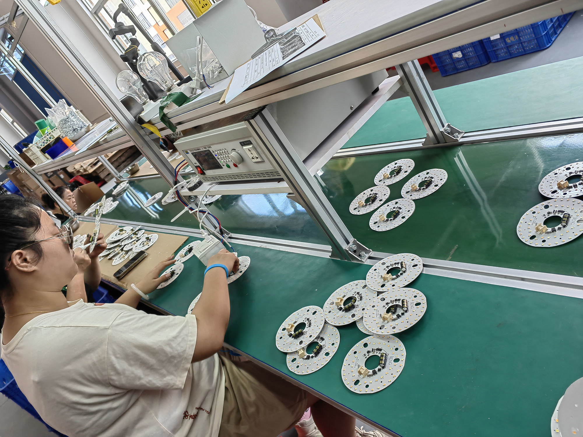 中国 Foshan Zheng Deng Peng Lighting Co.,ltd 会社概要