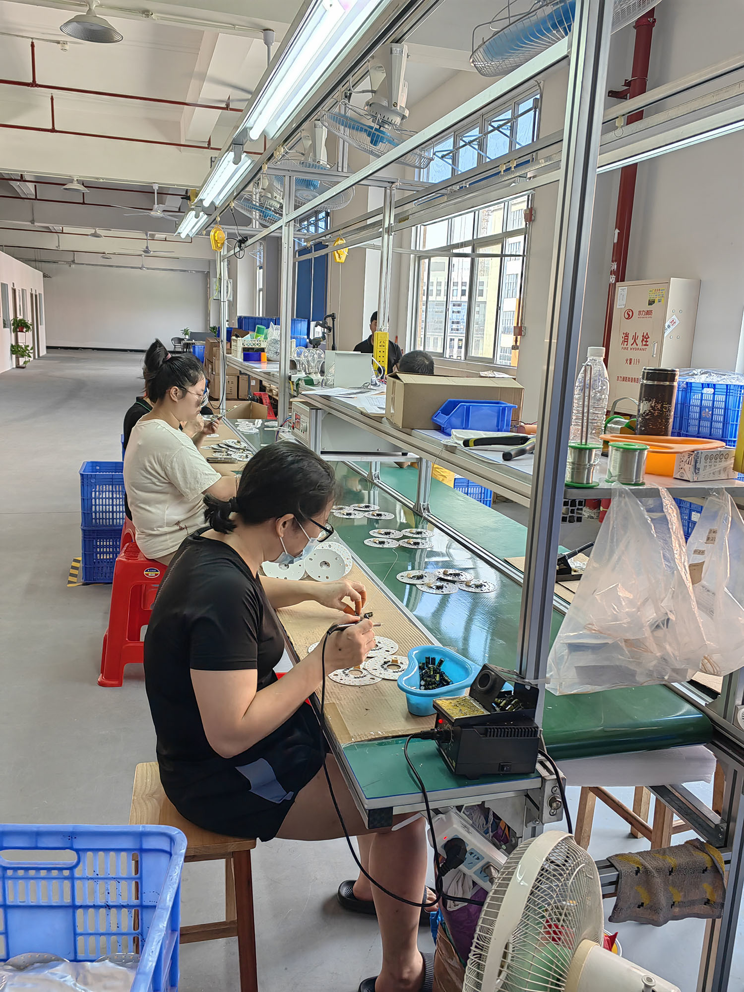 中国 Foshan Zheng Deng Peng Lighting Co.,ltd 会社概要