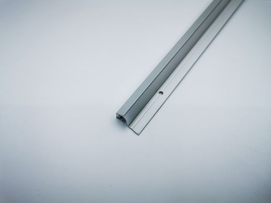 センサー付きのLED衣装灯 アルミニウム衣装 LEDライトストライプ 調節可能な色温